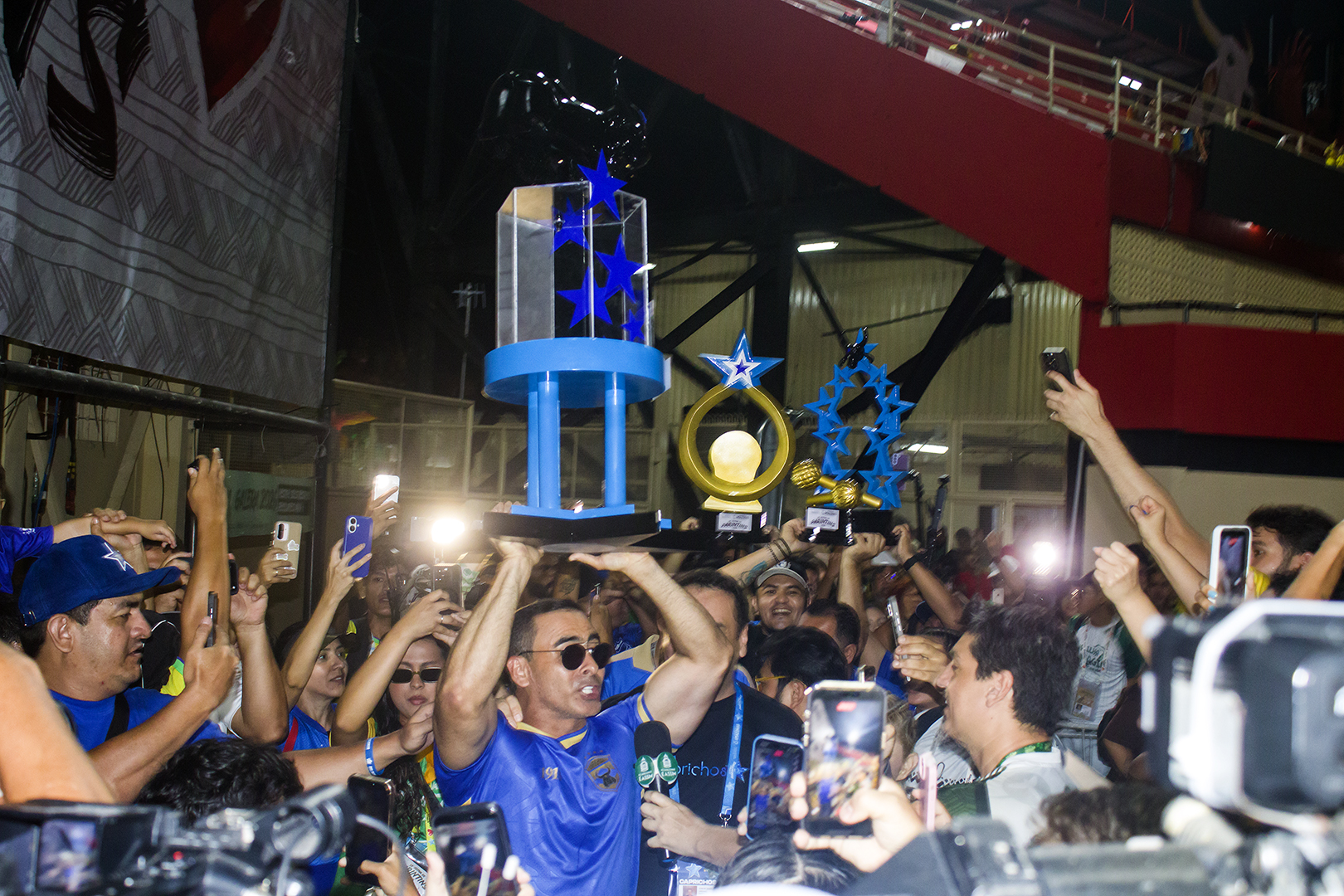 É muita “onda”: Caprichoso campeão do 59° Festival Folclórico de Parintins