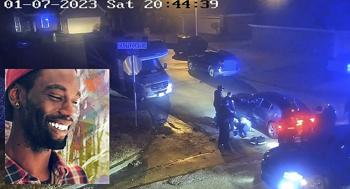 Vídeos com imagens de um negro sendo espancado por policiais negros